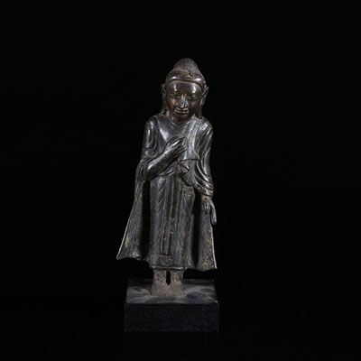 Asia bronze figure Qing period