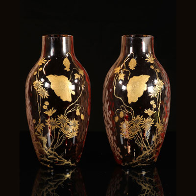 Paire de vases en verre mouchetés et décoré a l'or 1900
