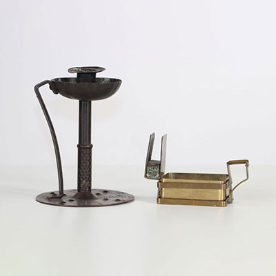 Art-Nouveau lot composed of a brass ashtray, in the spirit of Gustave Sérurier-Bovy and a wrought iron candlestick, Hugo Berger for Goberg, circa 1900