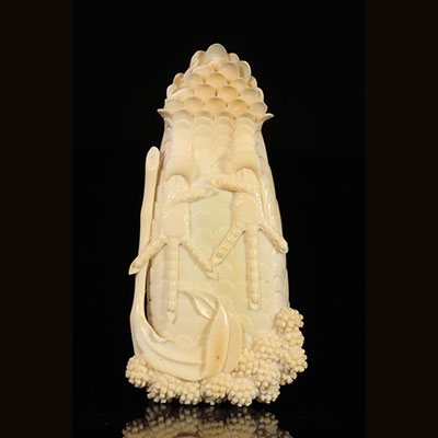 Rince pinceaux en ivoire 19ème en forme de corps de canard
