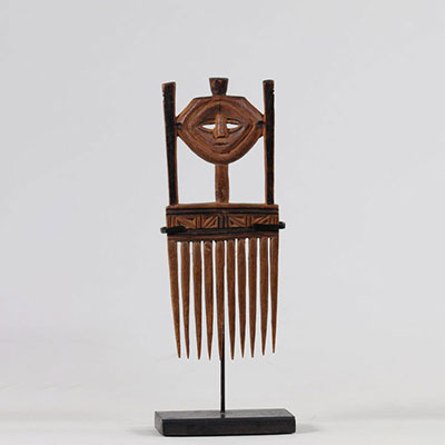 Ngangela Tchokwe Comb Former Collection Museum of Anvers