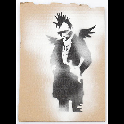 BANKSY (d’après) - Bombe aérosol et pochoir sur carton. Art gratuit de la peinture en aérosol au pochoir semé au parc à thème de Banksy « Dismaland » qui s’est tenu pendant deux mois, d’août