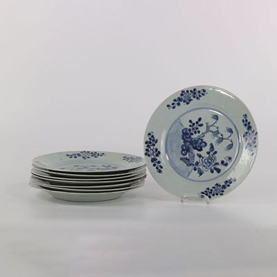 Set of 8 Chinese white blue porcelain plates 18th