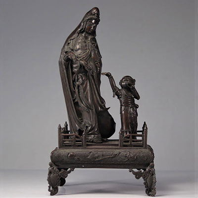 Imposant bronze Guanyin et enfant Asie du XIXe siècle