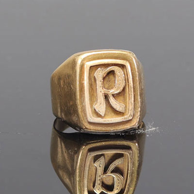 Gold signet ring 6.7 gr