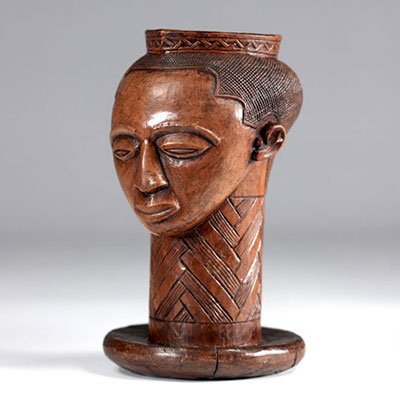 Beautiful and imposing royal Kuba cup - private Belgium - early 20th century - DRC - Africa