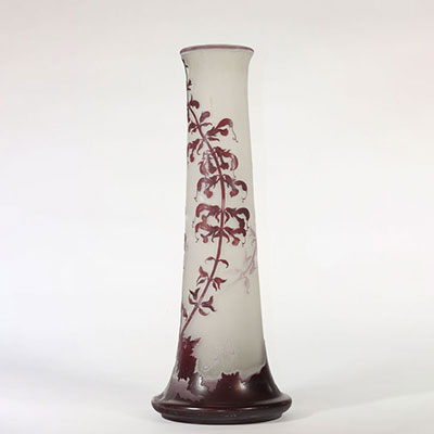 Emile Gallé imposant vase dégagé a l'acide signature japonisante