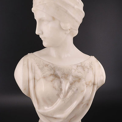 Guglielmo PUGI (c.1850-1915) Buste en marbre