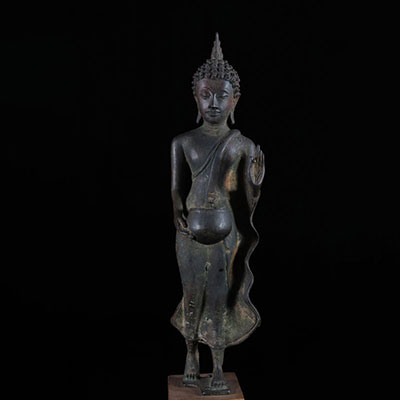 South China Vietnam Qing period bronze statue