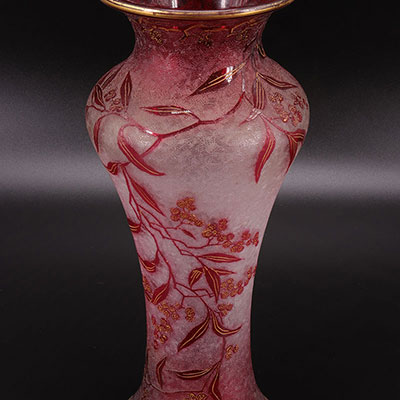 France - BACCARAT vase - red lined urane crystal