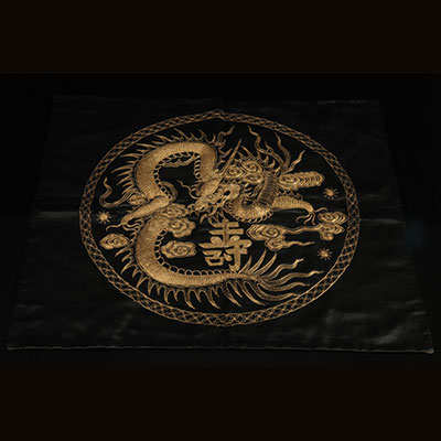Chine - Tissu à décor de dragon