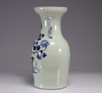 Vase en porcelaine céladon à décor de coq XIXème