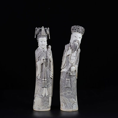 Chine couple de dignitaires en ivoire sculpté vers 1900