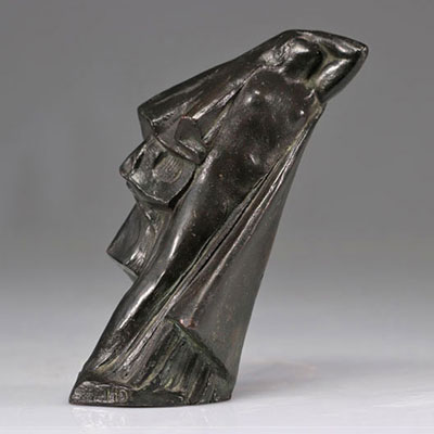 Félix METDEPENNINGHEN (1867-1937)  Bronze Art Nouveau d'une jeune femme monogrammé HO