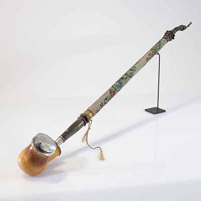imposing pipe with a beaded body around 1900