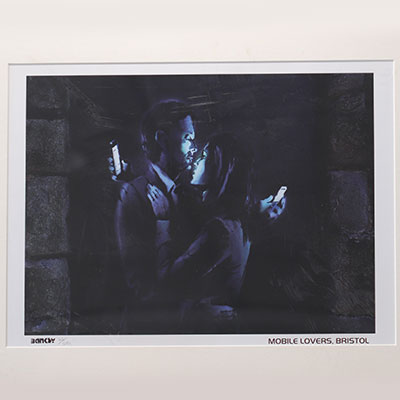 BANKSY (GB, 1974)Mobile Lovers, 2015, D in the style of.-300 numbered offset print in pencil 