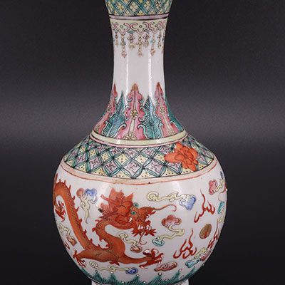 CHINA - porcelain vase - 