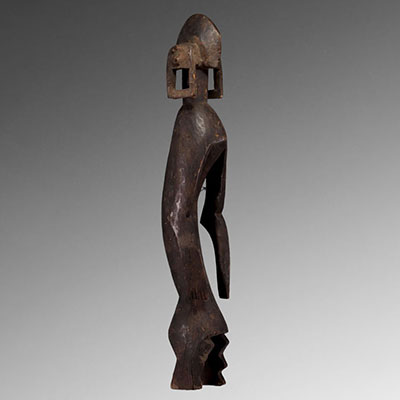 Statue MUMUYE provenant du Nigeria