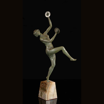 Grande statue Art Deco danseuse aux timbales
