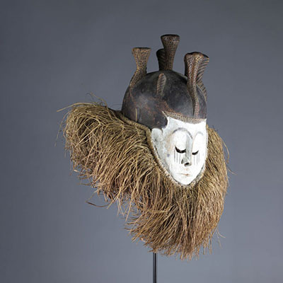 Suku mask - mid 20th century - DRC - Africa (missing a pillar)