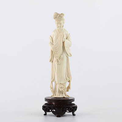 China young woman finely carved 1900