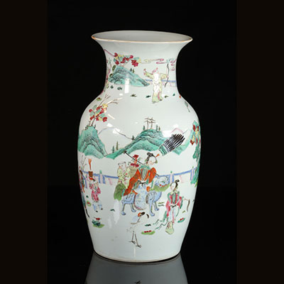 Chine - Vase en porcelaine de chine - famille rose - à décor de personnages