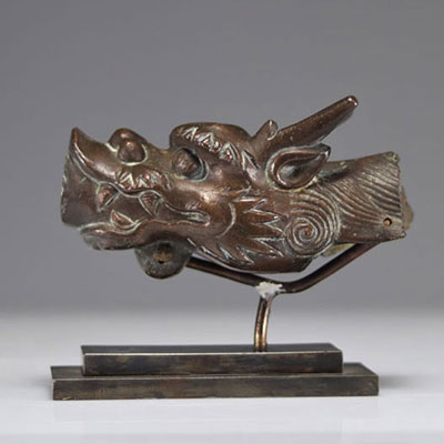 Tête de dragon en bronze 