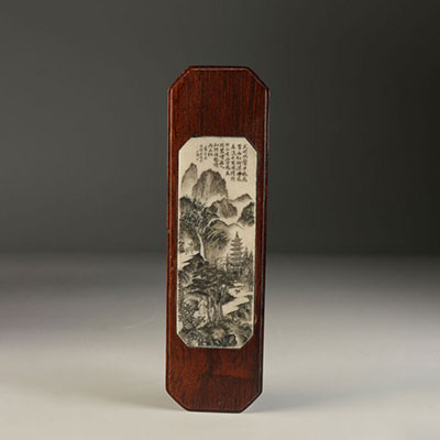 Presse papier en bois de rose et ivoire.Chine début XXème.