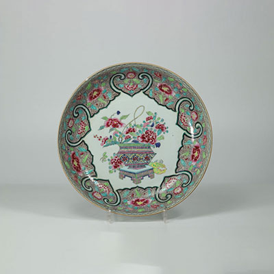 China - famille rose dish decorated with a Yongzheng period planter