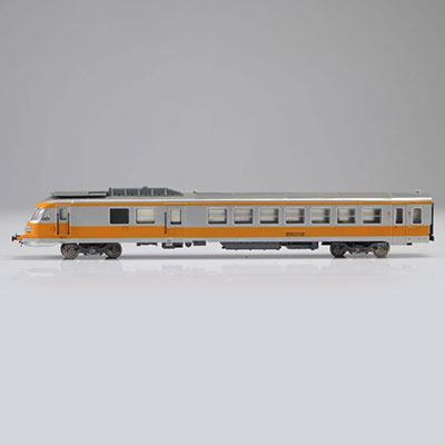 Locomotive Jouef / Référence: - / Type: Motrice 2047