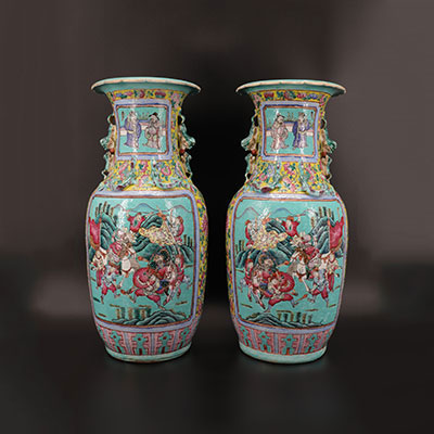 中国 - 纹饰战斗场景的镜子对瓶 - 19世纪