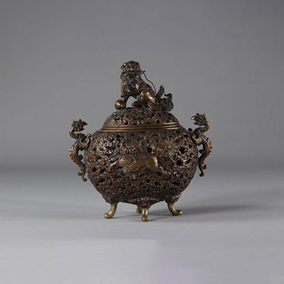Bronze perfume burner, XIXth Japan.
