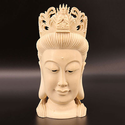 中国 - 戴花冠的观音牙雕头像