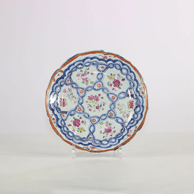 Famille rose plate, Compagnie des Indes, 18th century China.