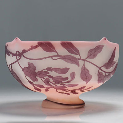 Emile Gallé multi-layer bowl with acid-etched wisteria decor