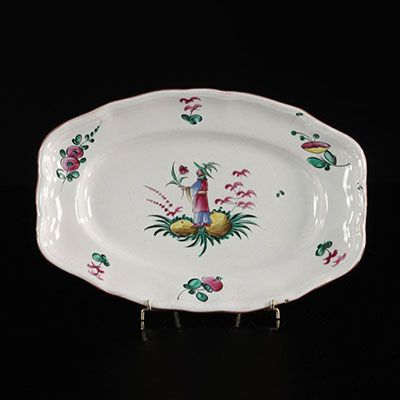 France large dish decorated with Chinese 19th century