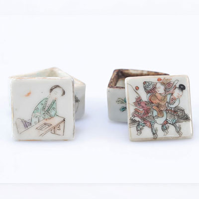 Boîtes couvertes en porcelaine de chine