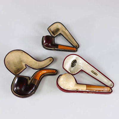 Set of 3 amber and foam pipes
