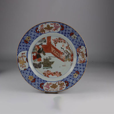 Assiette en porcelaine à décor IMARI XVIIIe CHINE