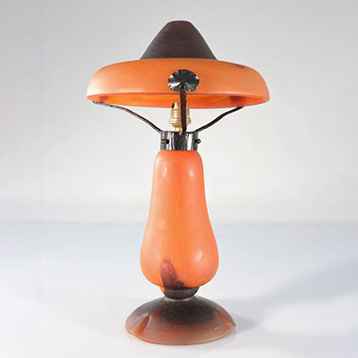Charles SCHNEIDER (1881-1953) Lampe de table