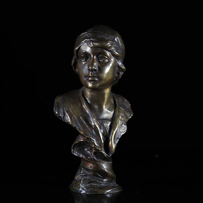 Buste en bronze d'un jeune garçon 20ème 