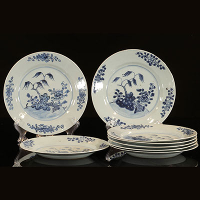 Chine - Porcelaine de chine lot de 7 assiettes blanc bleu 18ème