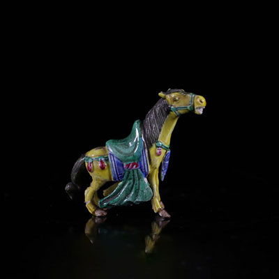 Chine cheval en porcelaine époque Qing