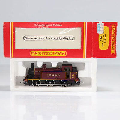 Hornby locomotive / Reference: R301 / Type: 0.6.0 Tank Class 3F Jimy 16440