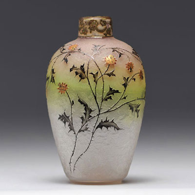 Daum Nancy bottle cleared with acid decorated with flowers 