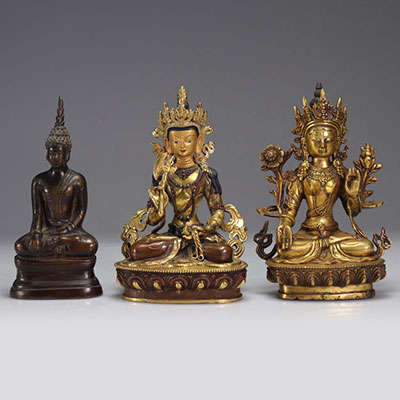 Lot de 3 divinités en bronze doré
