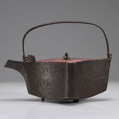 19th century Asian cast iron teapot