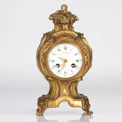 Louis XV table clock in gilded bronze with chime