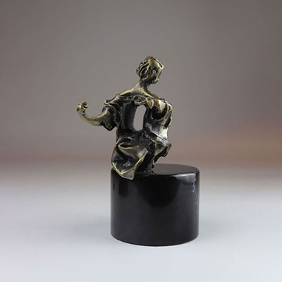 Salvador Dali MADONNE DE PORT LLIGAT Bronze à patine dorée Signé au dos Annotée et PA au dos de l'œuvre 20ème 