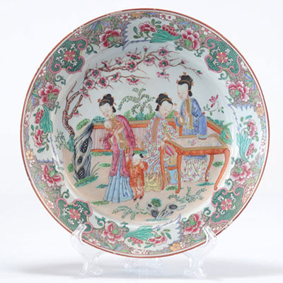 Large famille rose dish decorated with women in the 18th century garden